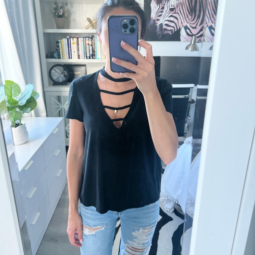 Forever 21 Black Strappy Short Sleeve Tee
